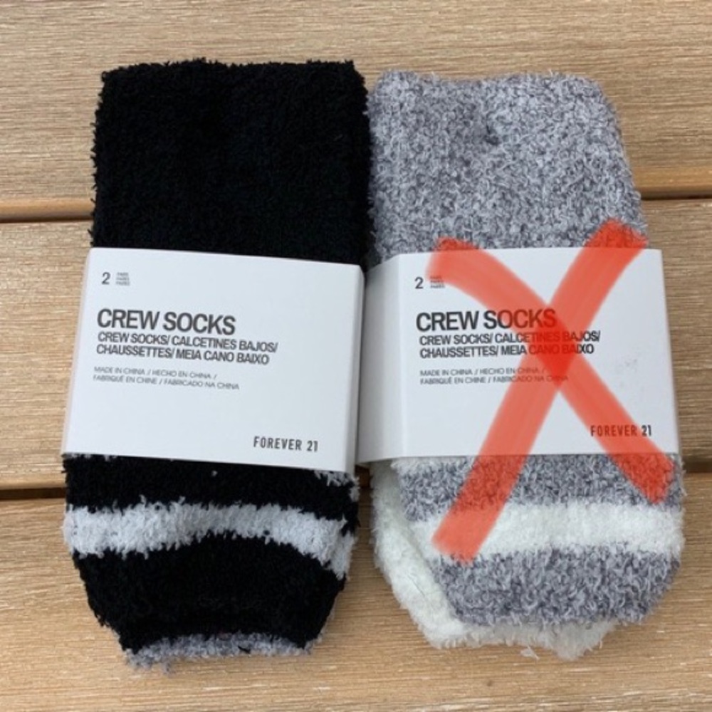 2 Pairs of Fuzzy Holiday Crew Socks - Picture 2 of 3